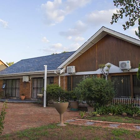 Kings Halt Otel Bloemfontein Dış mekan fotoğraf